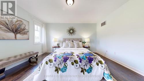 51 Philips Lake Court, Richmond Hill (Jefferson), ON - Indoor Photo Showing Bedroom