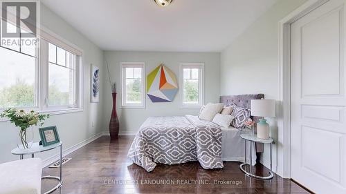 51 Philips Lake Court, Richmond Hill (Jefferson), ON - Indoor Photo Showing Bedroom