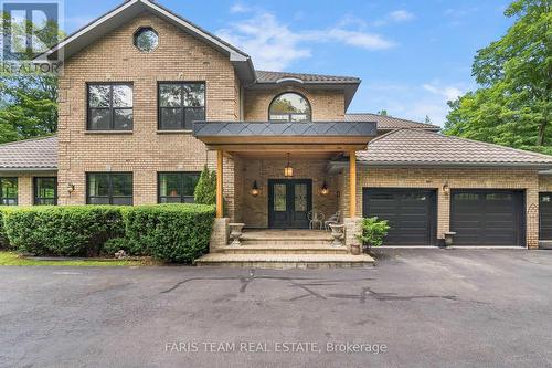 1826 Quantz Crescent, Innisfil, ON - Outdoor With Facade