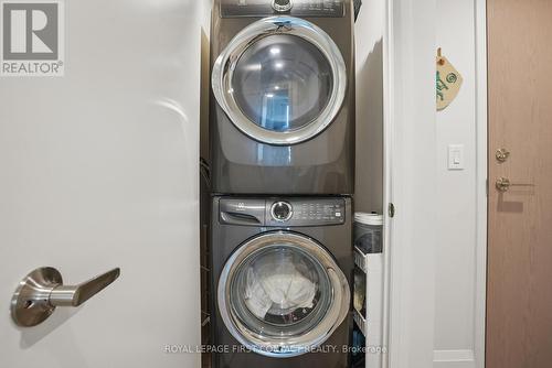 917 - 58 Lakeside Terrace, Barrie (Little Lake), ON - Indoor Photo Showing Laundry Room