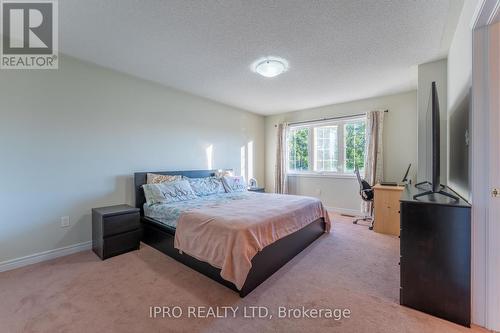 112 Cedarbrook Road, Brampton, ON - Indoor Photo Showing Bedroom