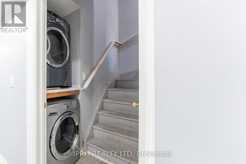 112 Cedarbrook Road, Brampton, ON - Indoor Photo Showing Laundry Room