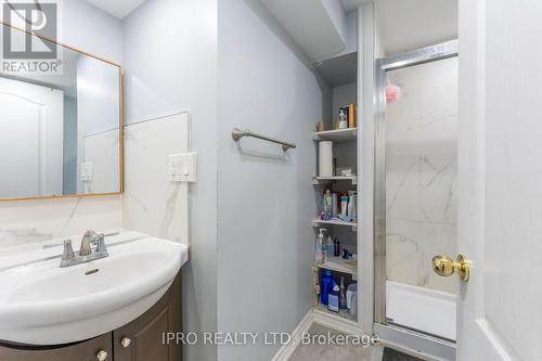 112 Cedarbrook Road, Brampton, ON - Indoor Photo Showing Bathroom