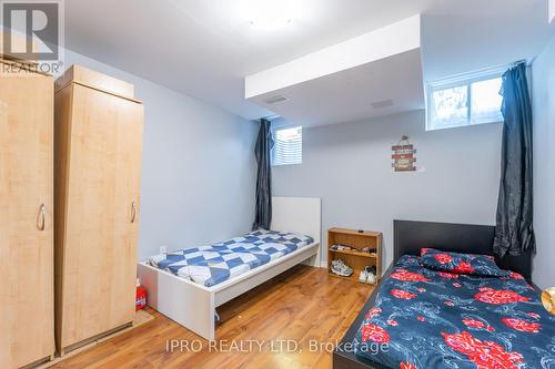 112 Cedarbrook Road, Brampton, ON - Indoor Photo Showing Bedroom