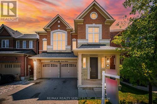 259 Bonnieglen Farm Boulevard, Caledon, ON - Outdoor With Facade