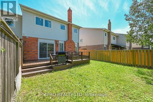 56 Courtleigh Square, Brampton, ON - Outdoor