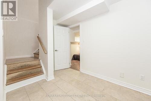 917 Whaley Way, Milton, ON - Indoor Photo Showing Other Room