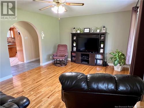 15 Gagnon Street, Saint-André, NB - Indoor Photo Showing Living Room