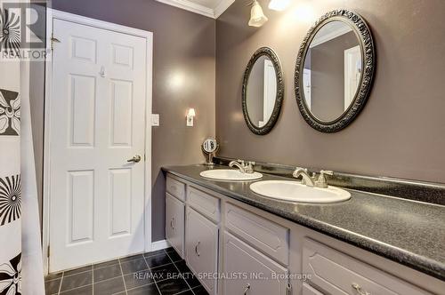 12435 Loyalist Parkway, Prince Edward County, ON - Indoor Photo Showing Bathroom