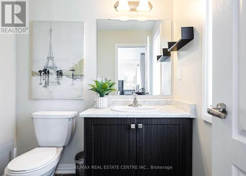 32 Jenkins Street, East Luther Grand Valley, ON - Indoor Photo Showing Bathroom