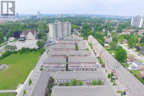 12 Oxfordshire Lane N, Kitchener, ON -  With View