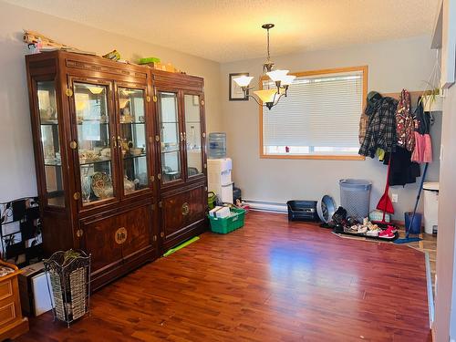 1706 10Th Avenue, Invermere, BC - Indoor Photo Showing Other Room