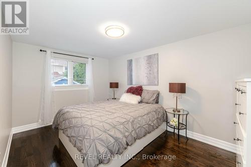 39 Edwin Drive, Brampton, ON - Indoor Photo Showing Bedroom