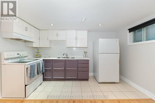 39 Edwin Drive, Brampton, ON - Indoor Photo Showing Kitchen With Double Sink