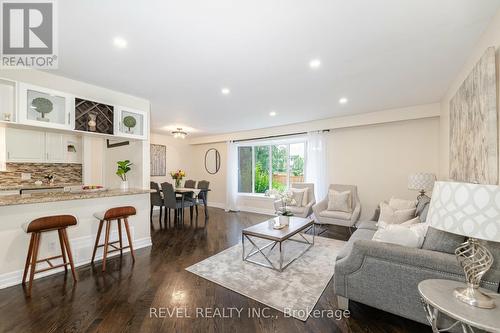 39 Edwin Drive, Brampton, ON - Indoor Photo Showing Living Room