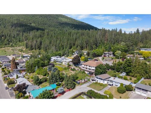 309 22Nd Avenue, Creston, BC - Outdoor With View