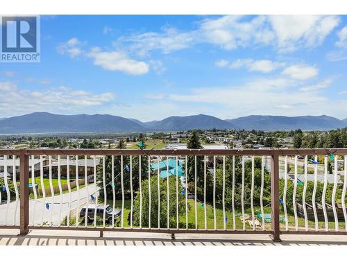 309 22Nd Avenue, Creston, BC - Outdoor With View