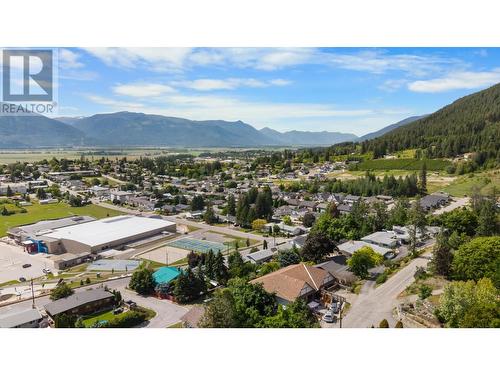 309 22Nd Avenue, Creston, BC - Outdoor With View