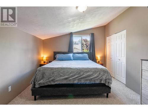 1290 Kilwinning Street, Penticton, BC - Indoor Photo Showing Bedroom