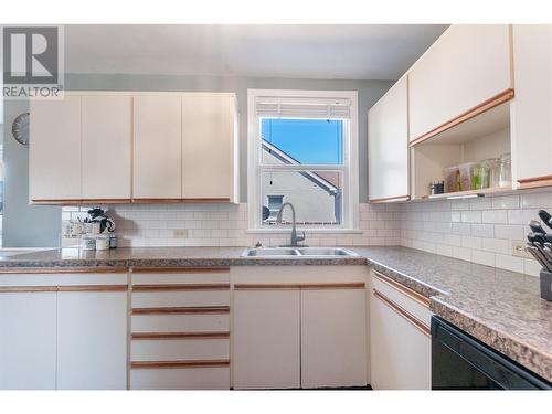 1290 Kilwinning Street, Penticton, BC - Indoor Photo Showing Kitchen With Double Sink