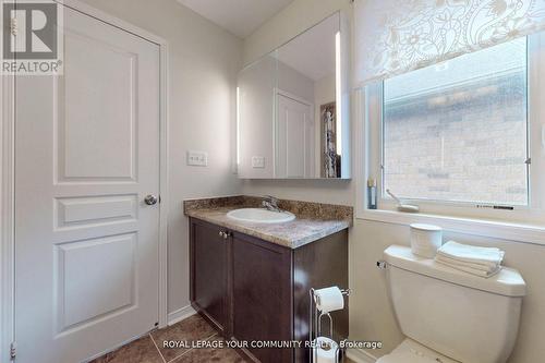 18 Albert Lewis Street, Markham (Cornell), ON - Indoor Photo Showing Bathroom