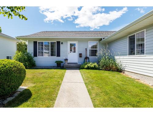 311 Dugan Street, Creston, BC - Outdoor With Facade