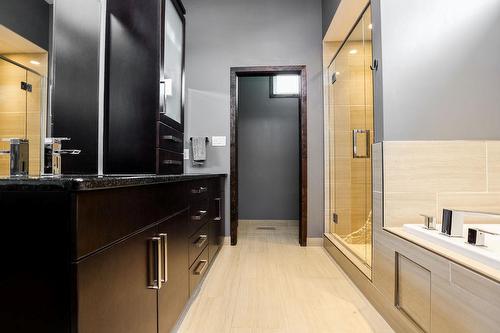12 Tanglewood Drive, Macdonald (Town), MB - Indoor Photo Showing Bathroom