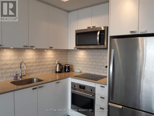 3107 - 56 Forest Manor Road, Toronto, ON - Indoor Photo Showing Kitchen With Stainless Steel Kitchen With Upgraded Kitchen