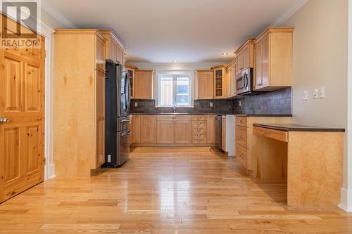 32 Reid Street, Corner Brook, NL - Indoor Photo Showing Kitchen