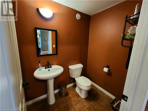 234 Shadywood Crescent, Point Clark, ON - Indoor Photo Showing Bathroom