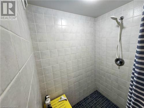 234 Shadywood Crescent, Point Clark, ON - Indoor Photo Showing Bathroom