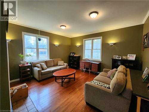 234 Shadywood Crescent, Point Clark, ON - Indoor Photo Showing Living Room