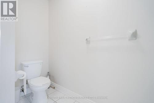 11 Briardale Road, Brampton, ON - Indoor Photo Showing Bathroom