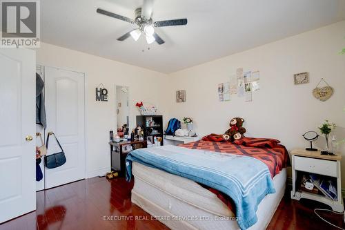 11 Briardale Road, Brampton, ON - Indoor Photo Showing Bedroom