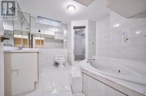 345 Manhattan Drive S, Markham, ON - Indoor Photo Showing Bathroom