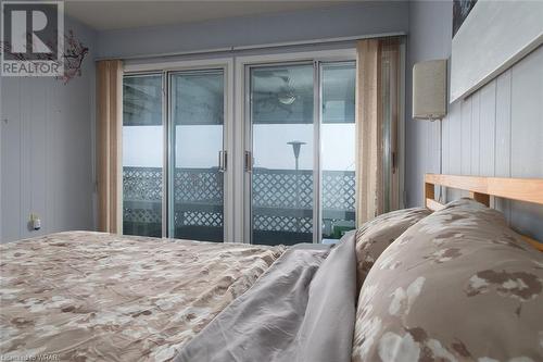 629 Lakelands Avenue, Innisfil, ON - Indoor Photo Showing Bedroom