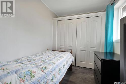 1051 Elliott Street, Regina, SK - Indoor Photo Showing Bedroom