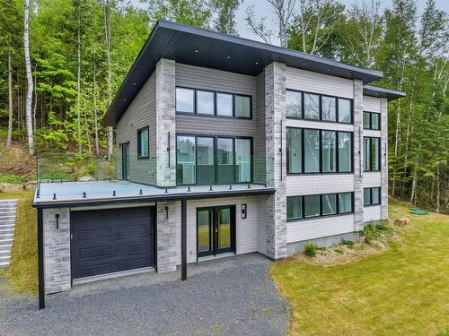 FaÃ§ade - 48 Rue Lookout, Morin-Heights, QC - Outdoor