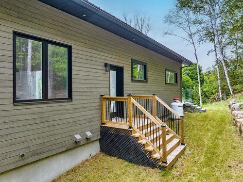 Cour - 48 Rue Lookout, Morin-Heights, QC - Outdoor With Exterior