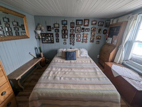 Bedroom - 64 Route 132 O., Saint-Denis-De La Bouteillerie, QC - Indoor Photo Showing Other Room