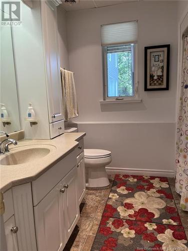 4361 Water Street, Miramichi, NB - Indoor Photo Showing Bathroom