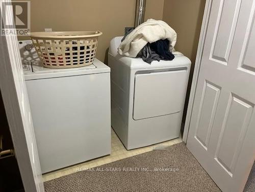 25 - 115 Mary Street, Kawartha Lakes, ON - Indoor Photo Showing Laundry Room