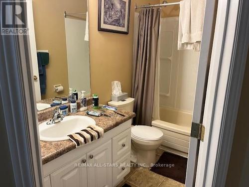 25 - 115 Mary Street, Kawartha Lakes, ON - Indoor Photo Showing Bathroom