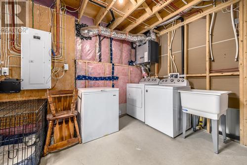 49 Lasalle Drive, Mount Pearl, NL - Indoor Photo Showing Laundry Room