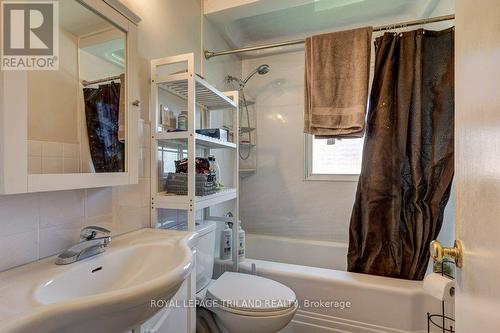 266 Alma Street, St. Thomas, ON - Indoor Photo Showing Bathroom