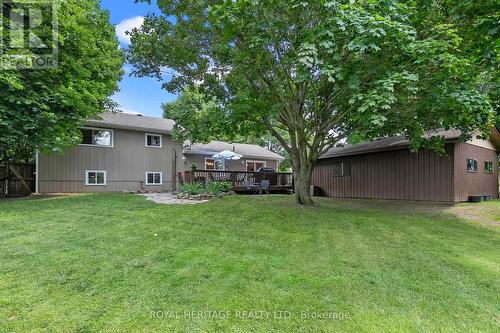 15 Manvers Drive, Kawartha Lakes, ON - Outdoor With Backyard With Exterior