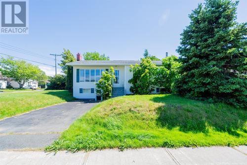 29 St. Andrews Avenue, Mount Pearl, NL - Outdoor