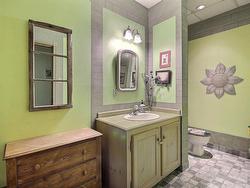 Powder room - 