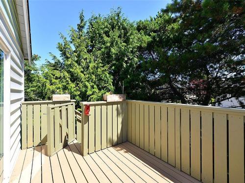A-2511 Vancouver St, Victoria, BC - Outdoor With Deck Patio Veranda