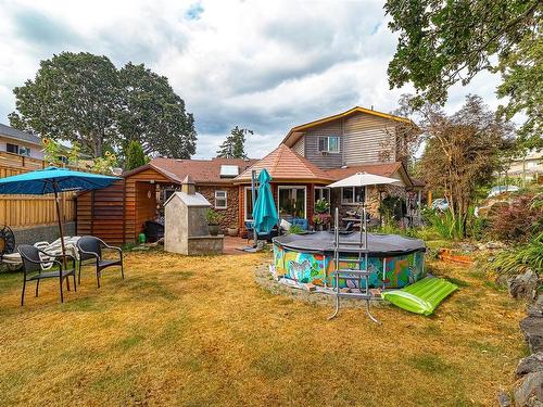 647 Rockingham Rd, Langford, BC 